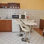 招待所 卡斯特里佩泽欧酒店 *