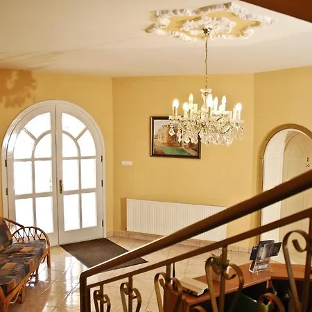 Guest house Kastely Panzio
