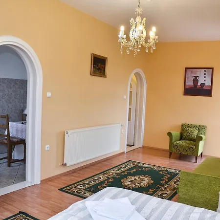 Guest house Kastely Panzio *