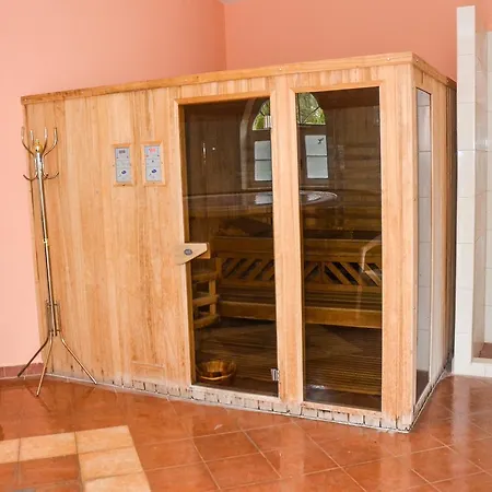Kastely Panzio Guest house *
